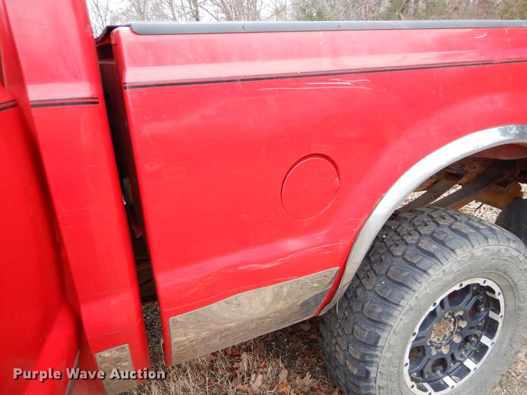 image for item FQ9511 2005 Ford F250 Super Duty SuperCab pickup truck