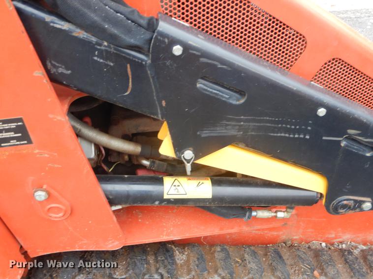 image for item FQ9541 2015 Ditch Witch SK850 compact utility loader