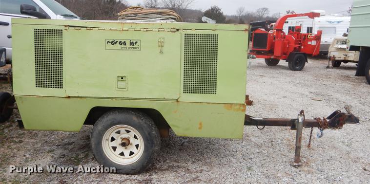 image for item FQ9542 Sullair 185DPCJD air compressor