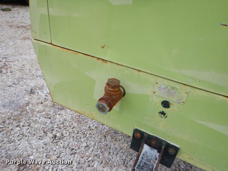 image for item FQ9542 Sullair 185DPCJD air compressor