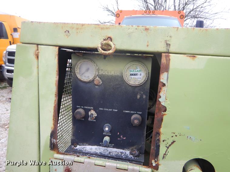 image for item FQ9542 Sullair 185DPCJD air compressor