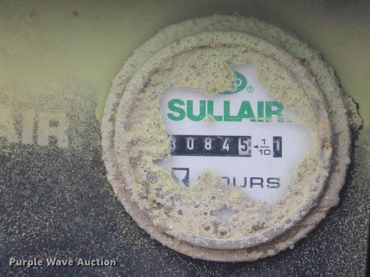 image for item FQ9542 Sullair 185DPCJD air compressor
