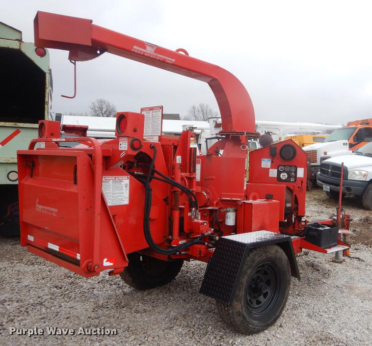 image for item FQ9544 2011 Bandit 90XP wood chipper