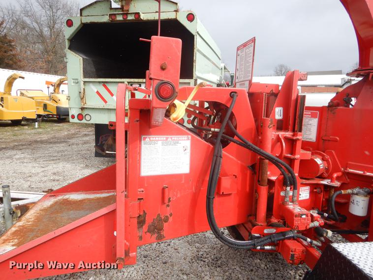 image for item FQ9544 2011 Bandit 90XP wood chipper