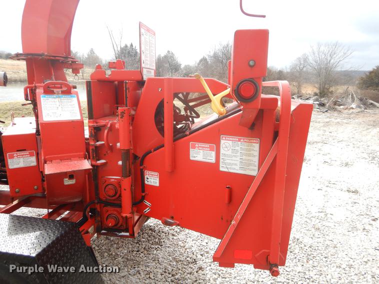 image for item FQ9544 2011 Bandit 90XP wood chipper