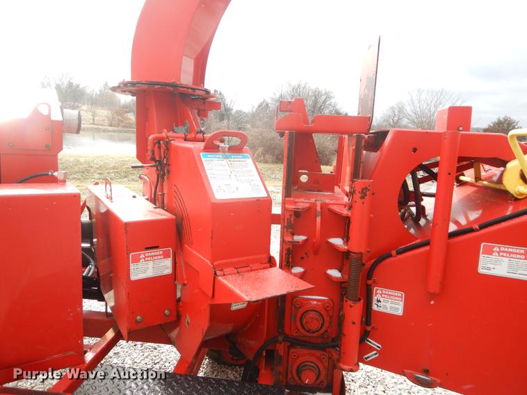 image for item FQ9544 2011 Bandit 90XP wood chipper