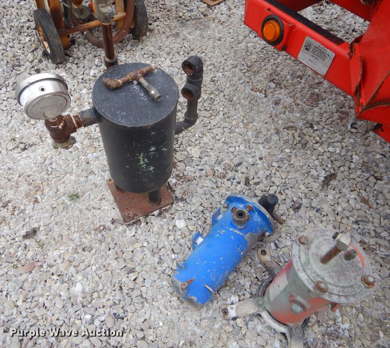 image for item FQ9545 (2) sandblasters