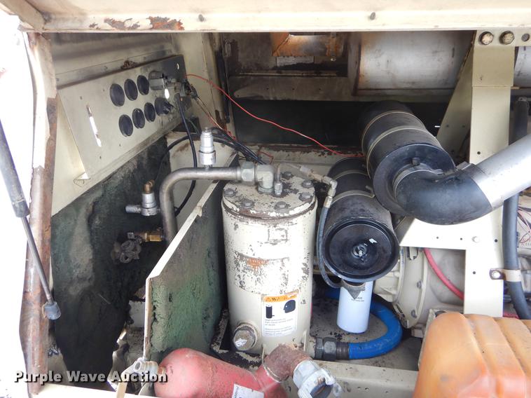 image for item FQ9555 1996 Ingersoll Rand P185 air compressor