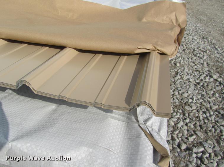image for item G1609 (30) sheets of metal siding/roofing