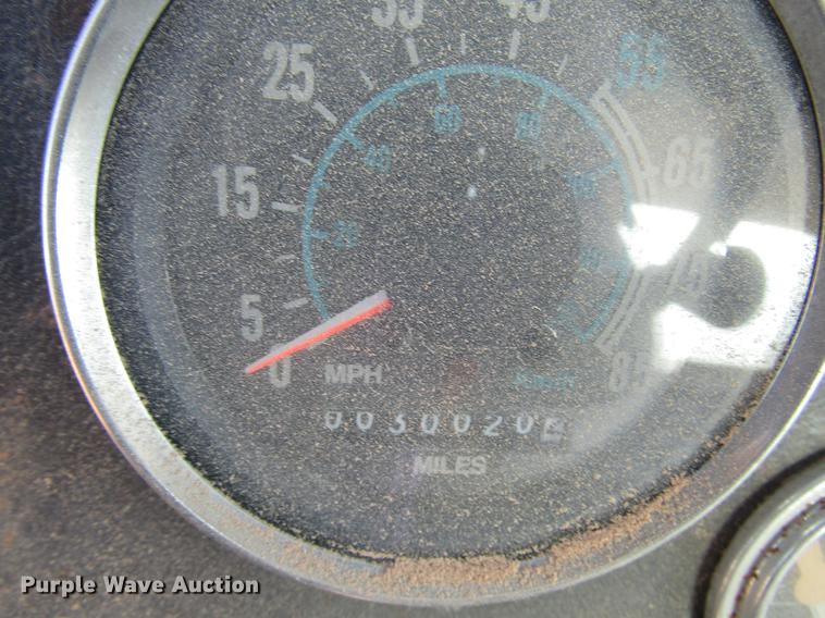 image for item DB6924 1996 Ford L9000 tank truck