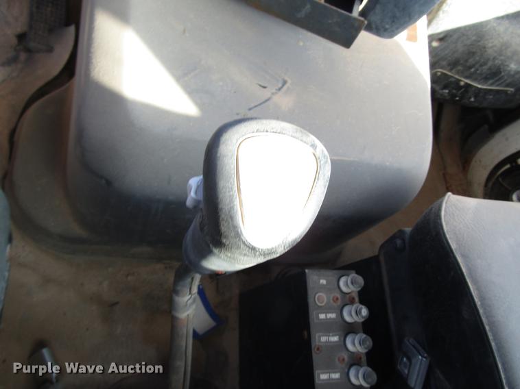 image for item DB6924 1996 Ford L9000 tank truck