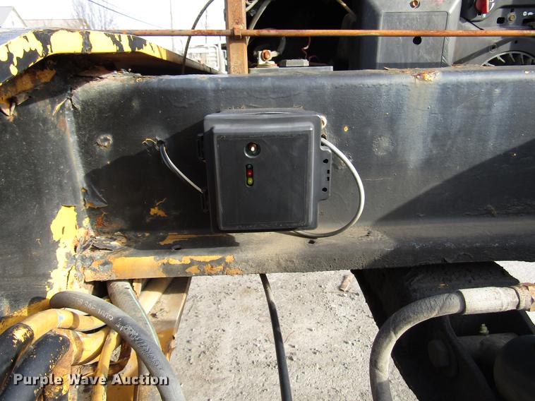 image for item DB6950 2006 Trail King lowboy equipment trailer