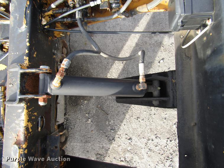 image for item DB6950 2006 Trail King lowboy equipment trailer