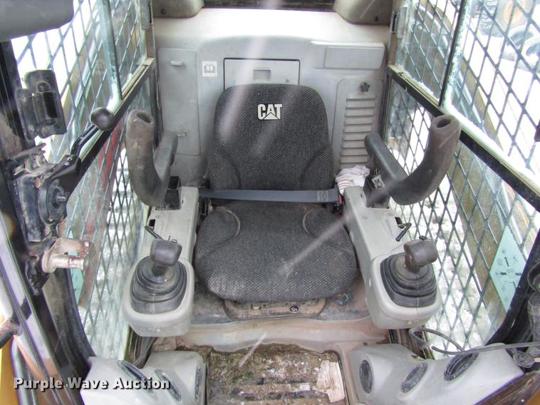 image for item DB6987 2010 Caterpillar 289C skid steer