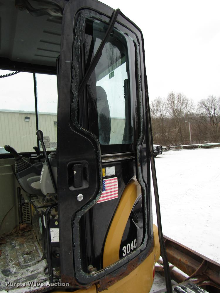 image for item DB6988 2008 Caterpillar 304C CR mini excavator