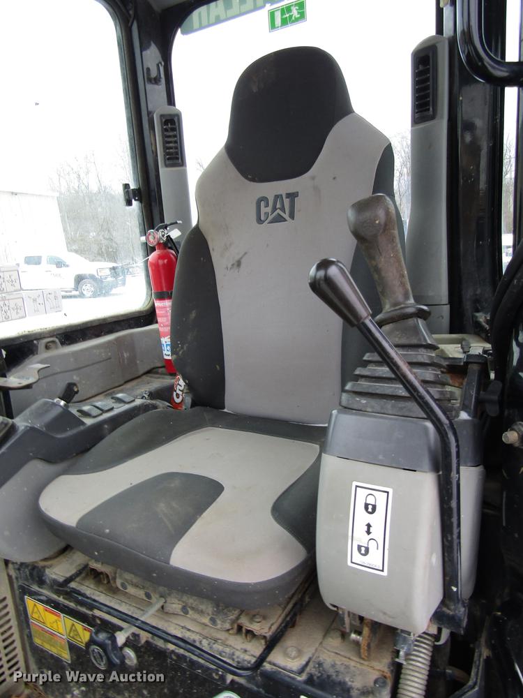 image for item DB6988 2008 Caterpillar 304C CR mini excavator