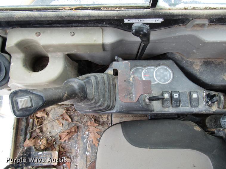 image for item DB6988 2008 Caterpillar 304C CR mini excavator