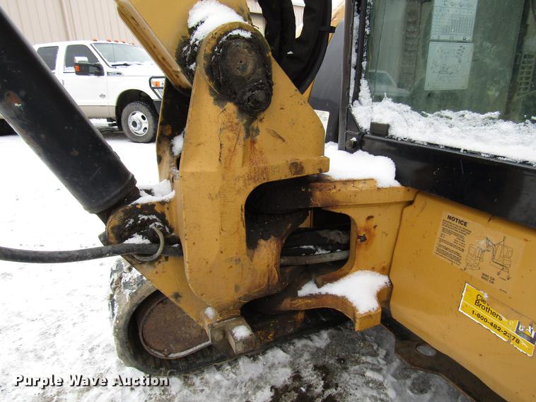 image for item DB6988 2008 Caterpillar 304C CR mini excavator