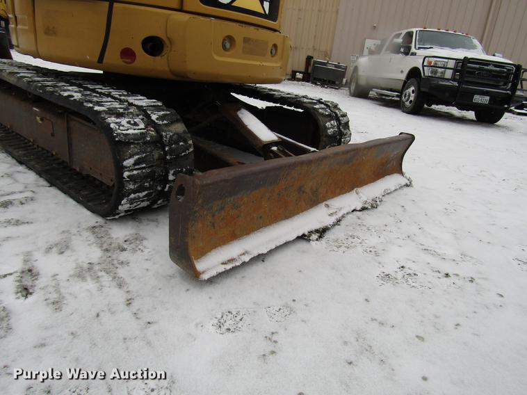 image for item DB6988 2008 Caterpillar 304C CR mini excavator