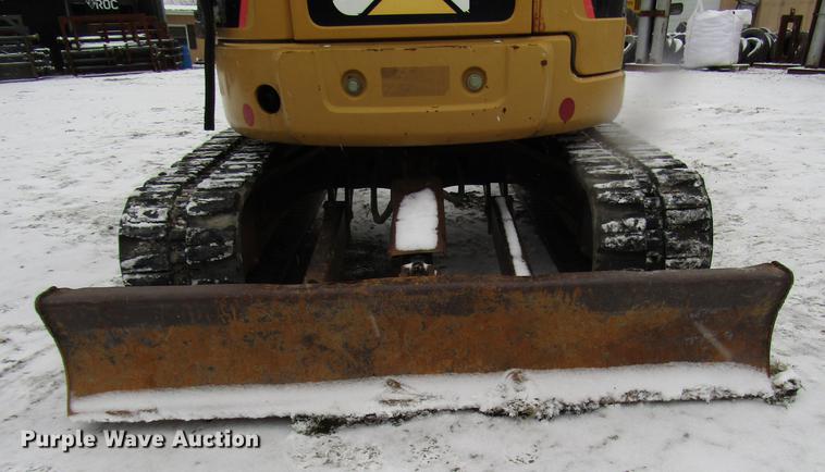 image for item DB6988 2008 Caterpillar 304C CR mini excavator