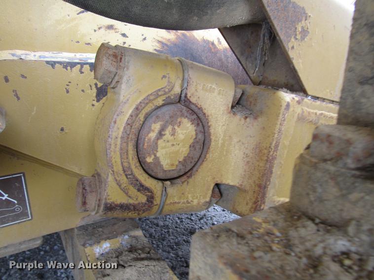 image for item DB6989 2008 Caterpillar D6T LGP dozer