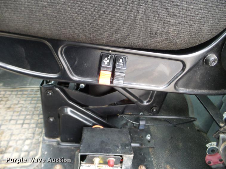 image for item DC1234 2006 International 4300 crane truck