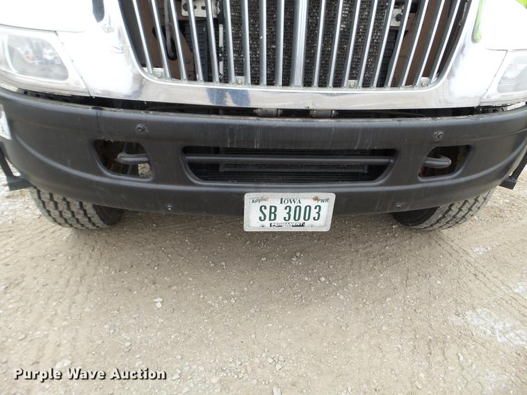 image for item DC1234 2006 International 4300 crane truck