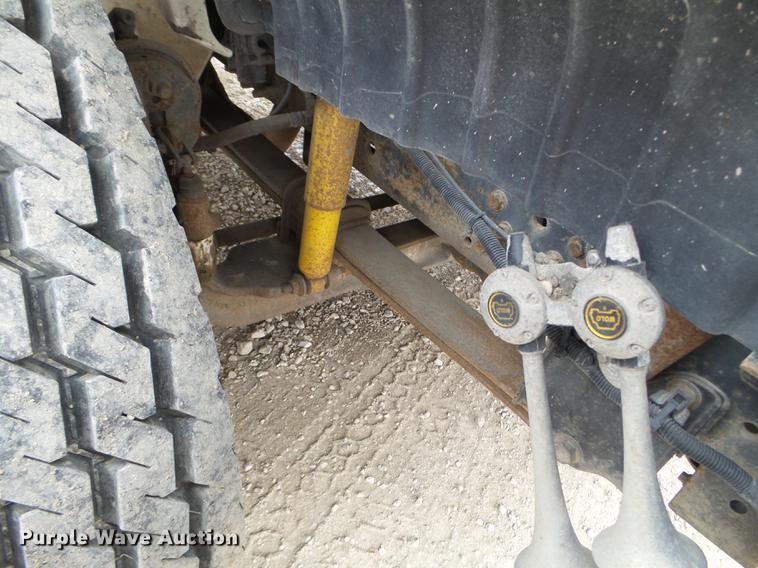 image for item DC1234 2006 International 4300 crane truck