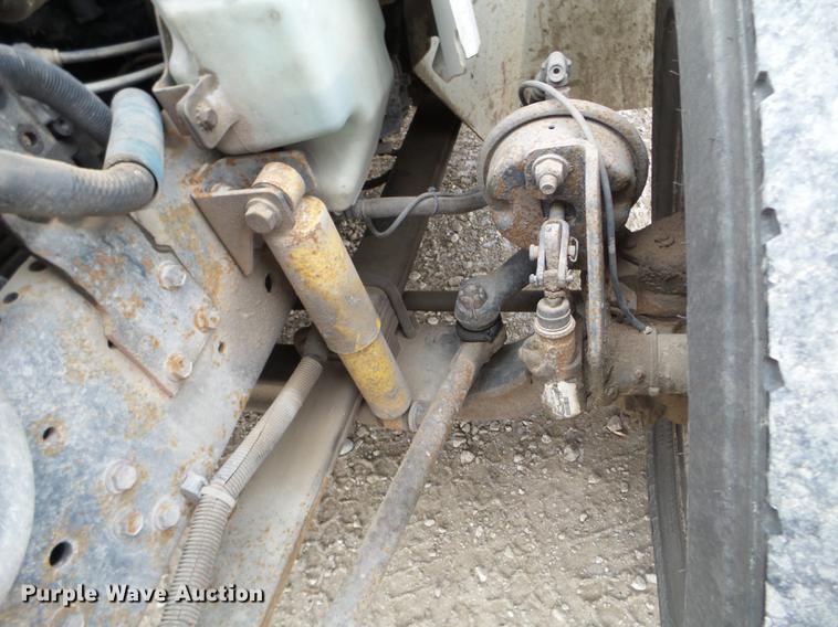 image for item DC1234 2006 International 4300 crane truck