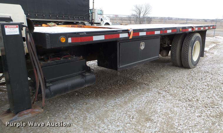 image for item DC1234 2006 International 4300 crane truck