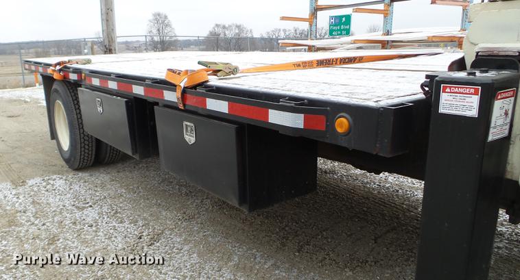 image for item DC1234 2006 International 4300 crane truck