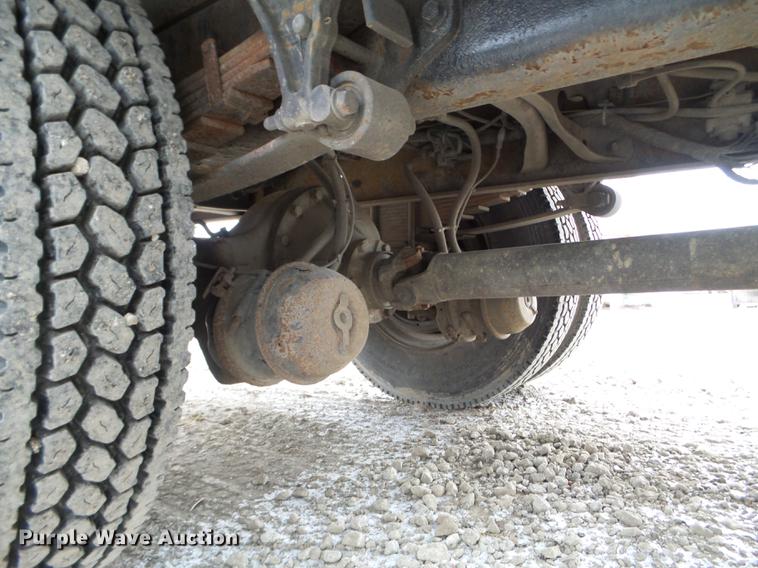 image for item DC1234 2006 International 4300 crane truck