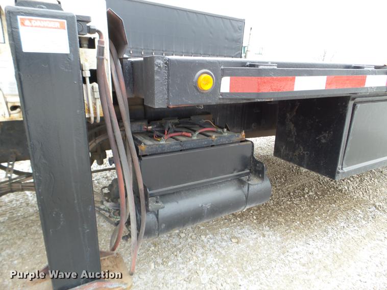 image for item DC1234 2006 International 4300 crane truck