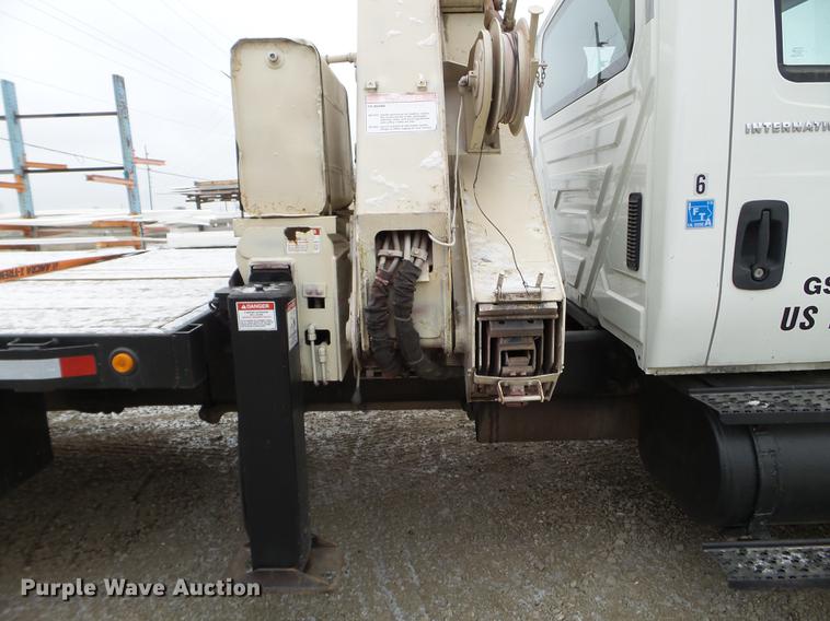 image for item DC1234 2006 International 4300 crane truck