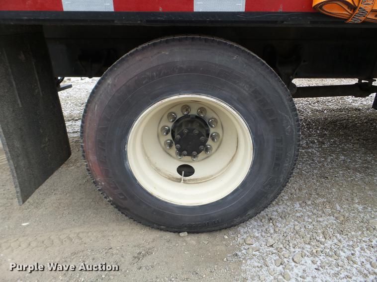 image for item DC1234 2006 International 4300 crane truck