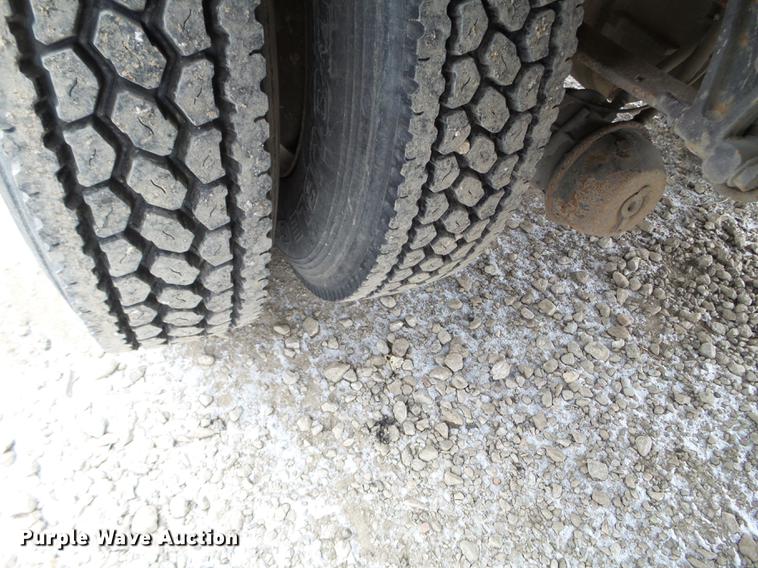 image for item DC1234 2006 International 4300 crane truck