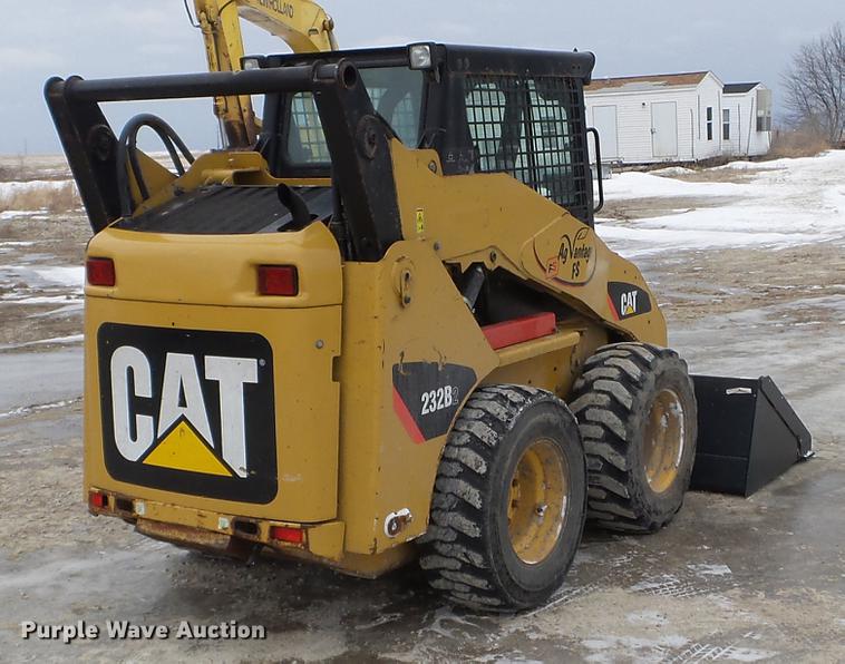 image for item DC1237 2005 Caterpillar 232B skid steer