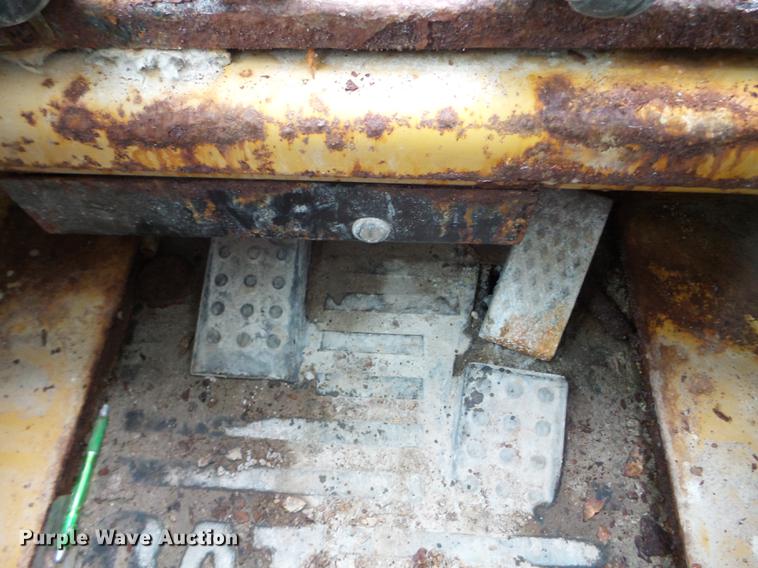 image for item DC1237 2005 Caterpillar 232B skid steer