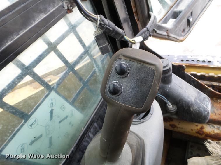 image for item DC1237 2005 Caterpillar 232B skid steer