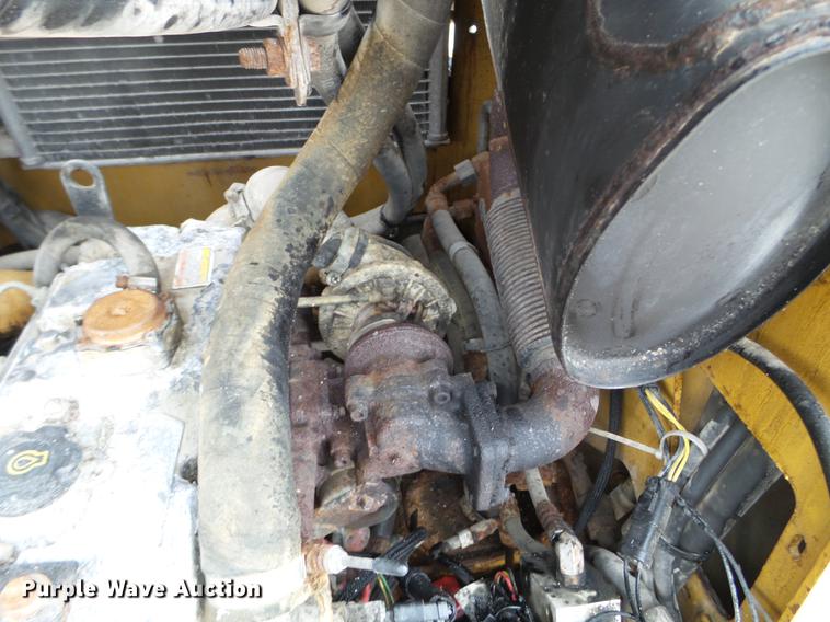 image for item DC1237 2005 Caterpillar 232B skid steer