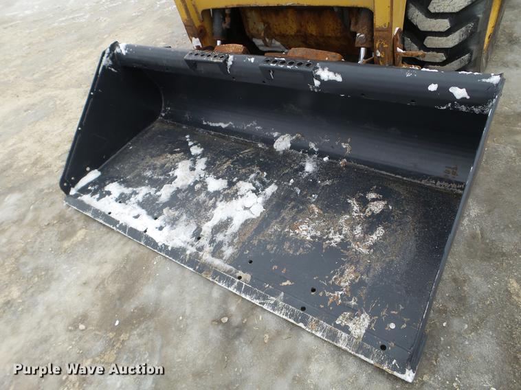 image for item DC1237 2005 Caterpillar 232B skid steer
