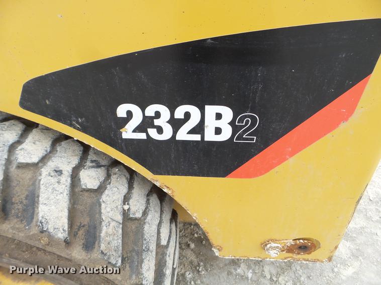image for item DC1237 2005 Caterpillar 232B skid steer
