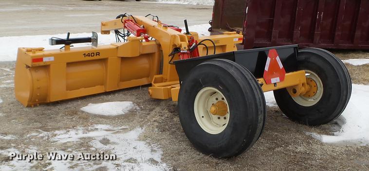 image for item DC1240 Industrias 140R box blade