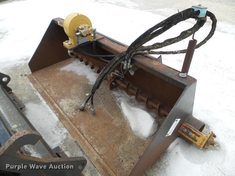 Skid steer auger bucket in Plainview, MN Item DC1243 sold Purple Wave