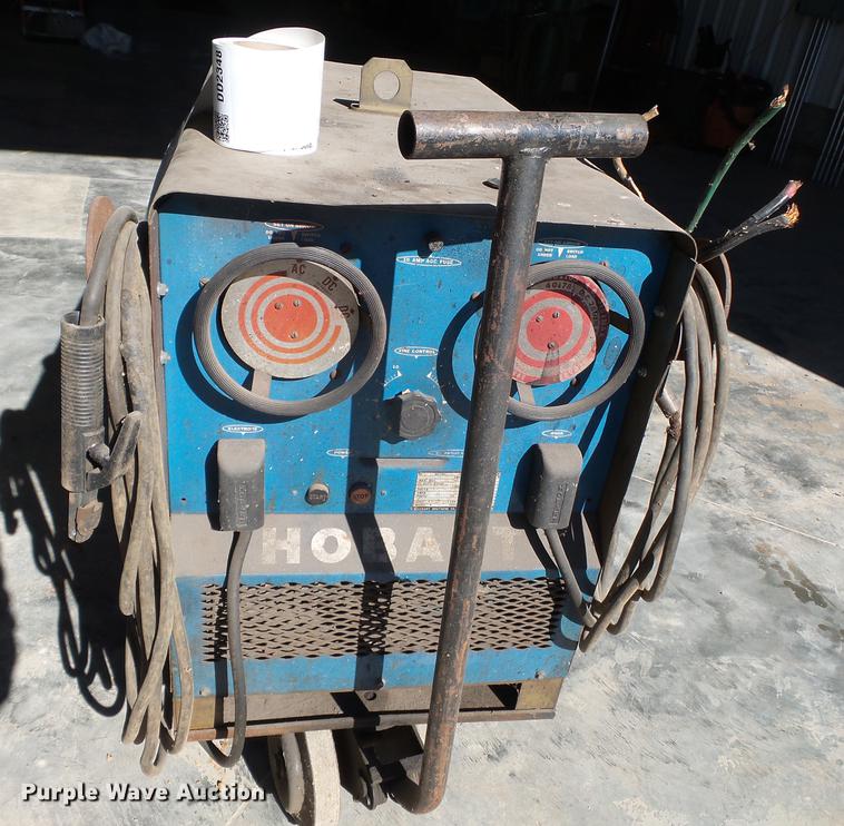 image for item DD2349 Hobart TR300 welder