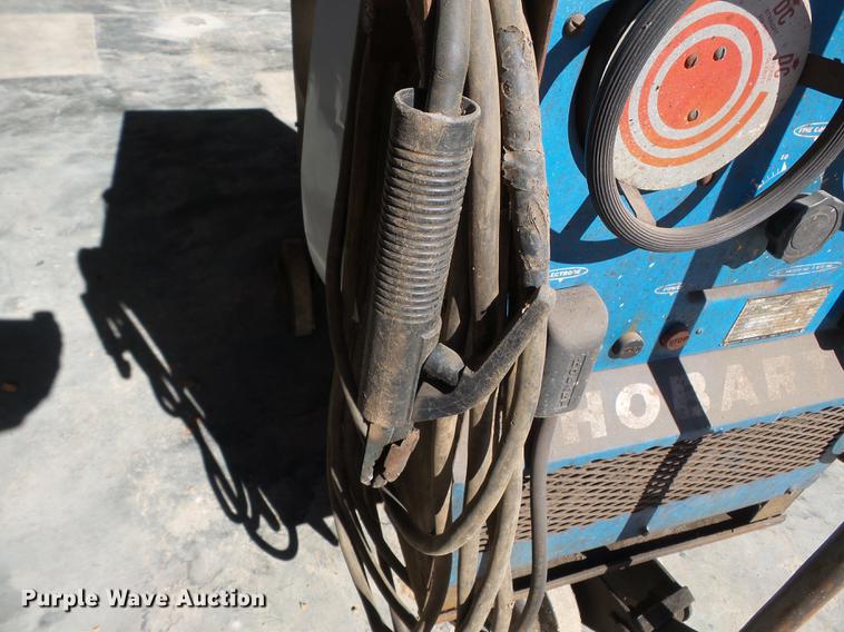 image for item DD2349 Hobart TR300 welder