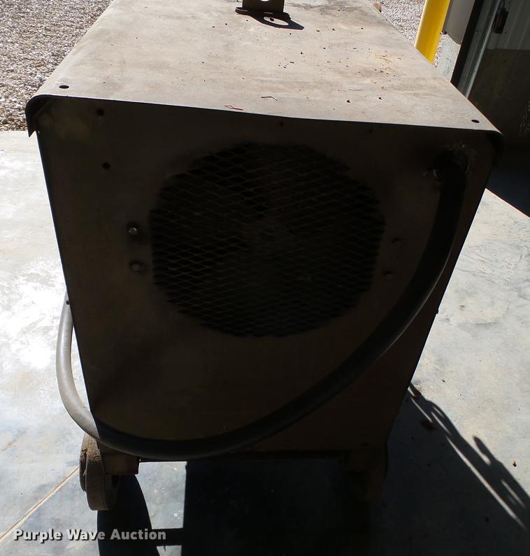 image for item DD2349 Hobart TR300 welder
