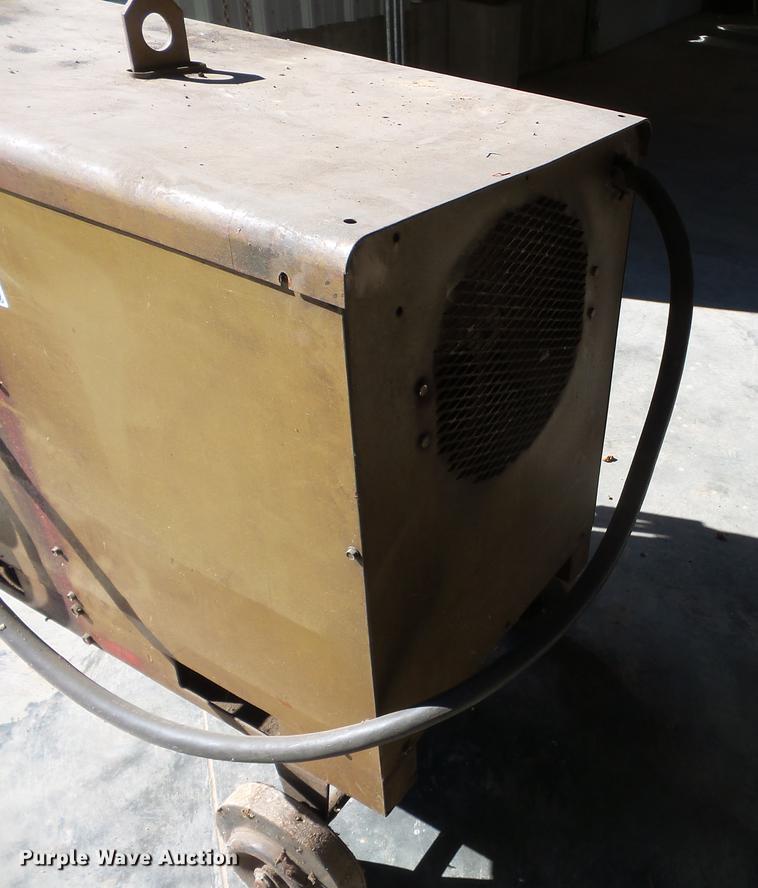 image for item DD2349 Hobart TR300 welder