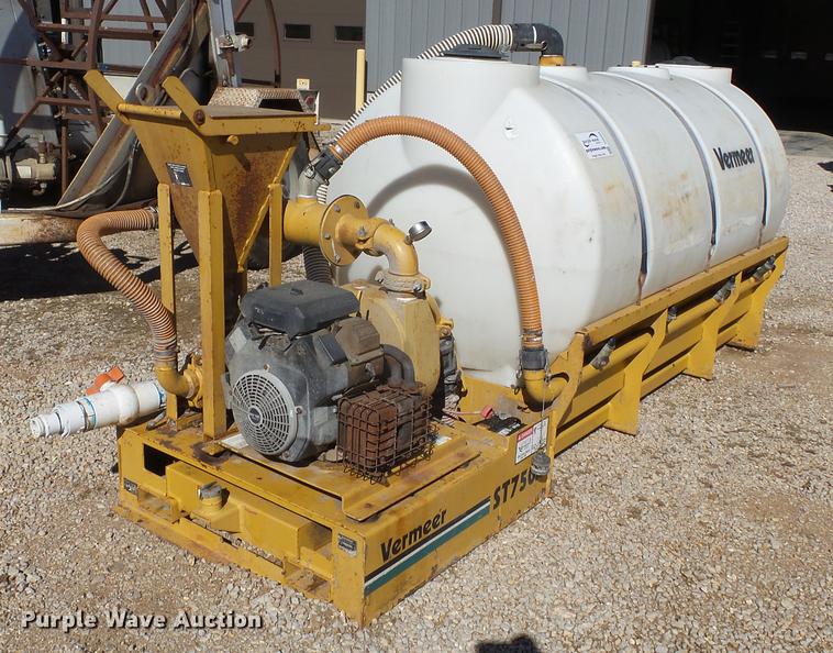 image for item DD2350 2000 Vermeer ST750A mud mixer