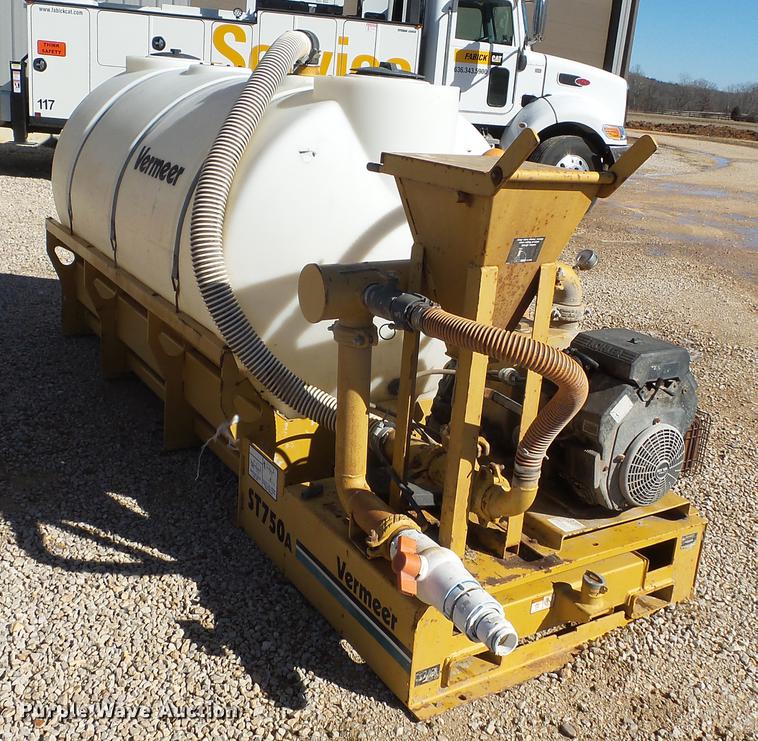 image for item DD2350 2000 Vermeer ST750A mud mixer